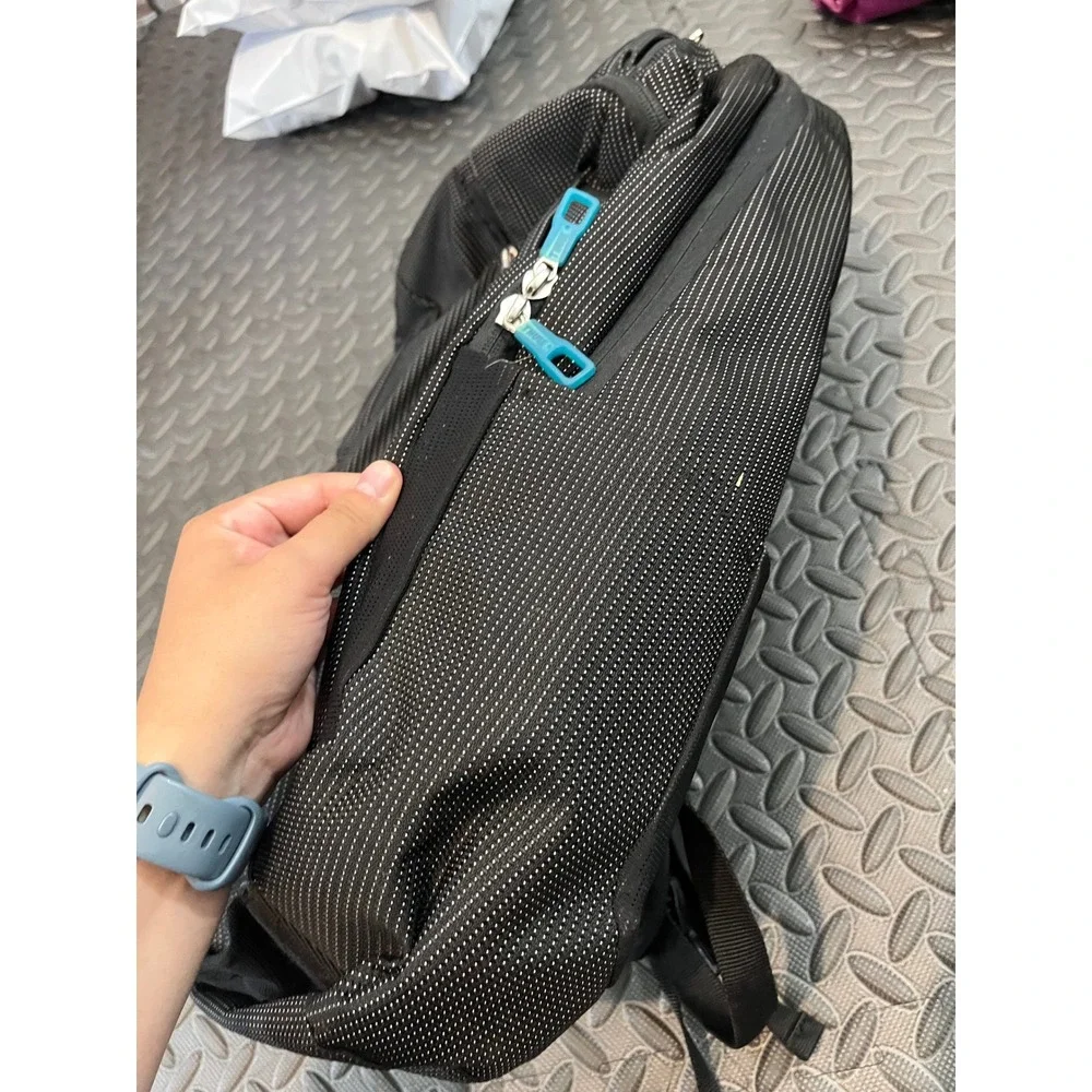 Thule Crossover Backpack Unisex OS Black Dotted Laptop Bag Daypack